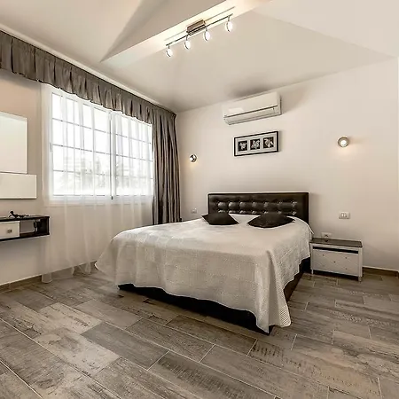 Townhouse Mar Lux Willa *