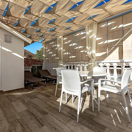 Townhouse Mar Lux Willa *